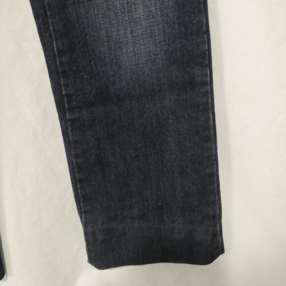 RAMPAGE | size 5 | Classic Blue Dark Wash Straight Cut Denim Jeans - Picture 9 of 16